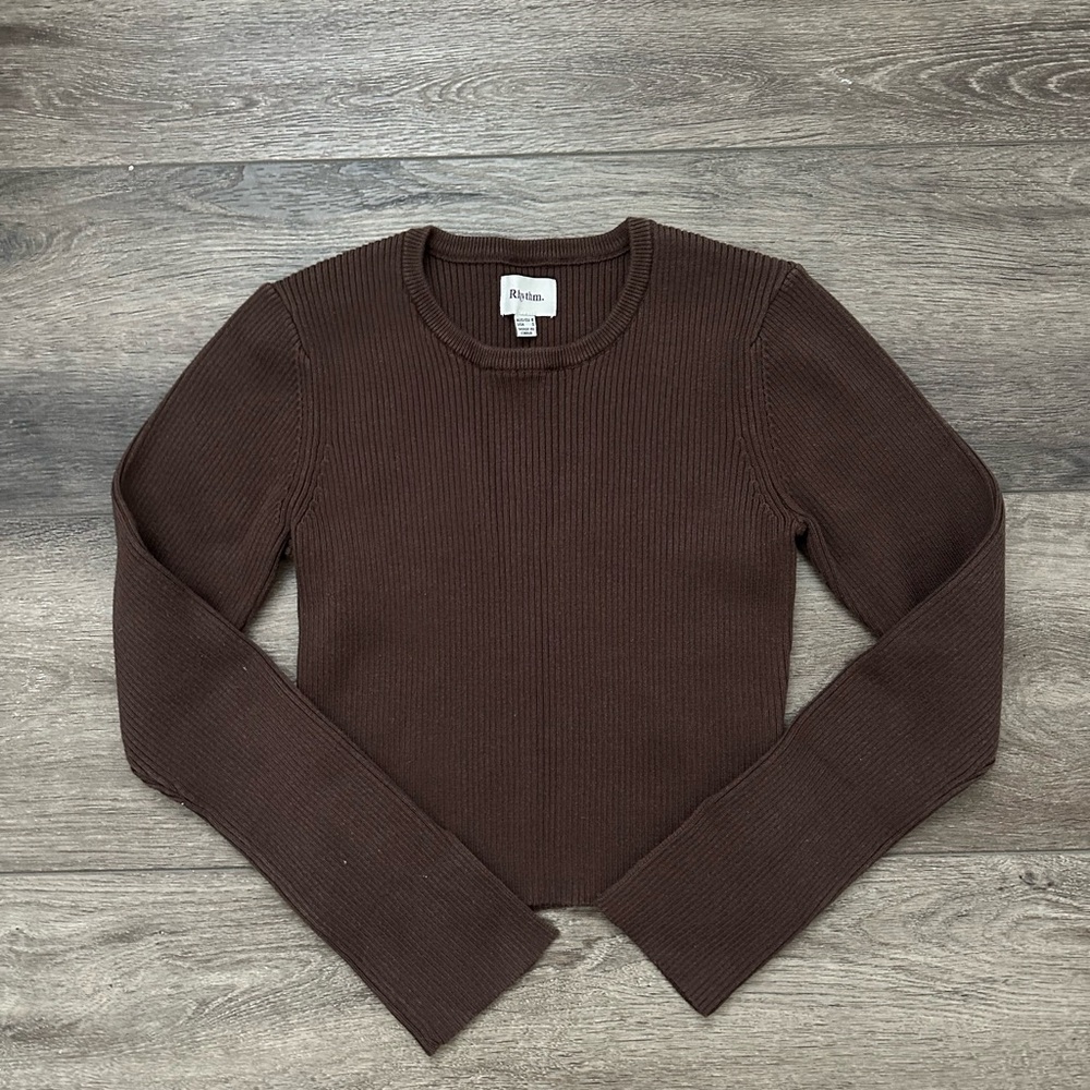 rhythm. long split sleeve ribbed top